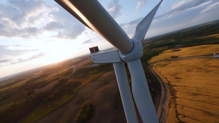 „Ignitis Renewables“ pirmoji 240 m aukščio vėjo elektrinė Kelmės rajone